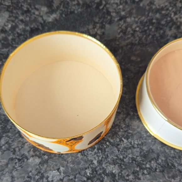 Coty Airspun Translucent 070-24 Face Powder Sealed - Picture 6 of 7